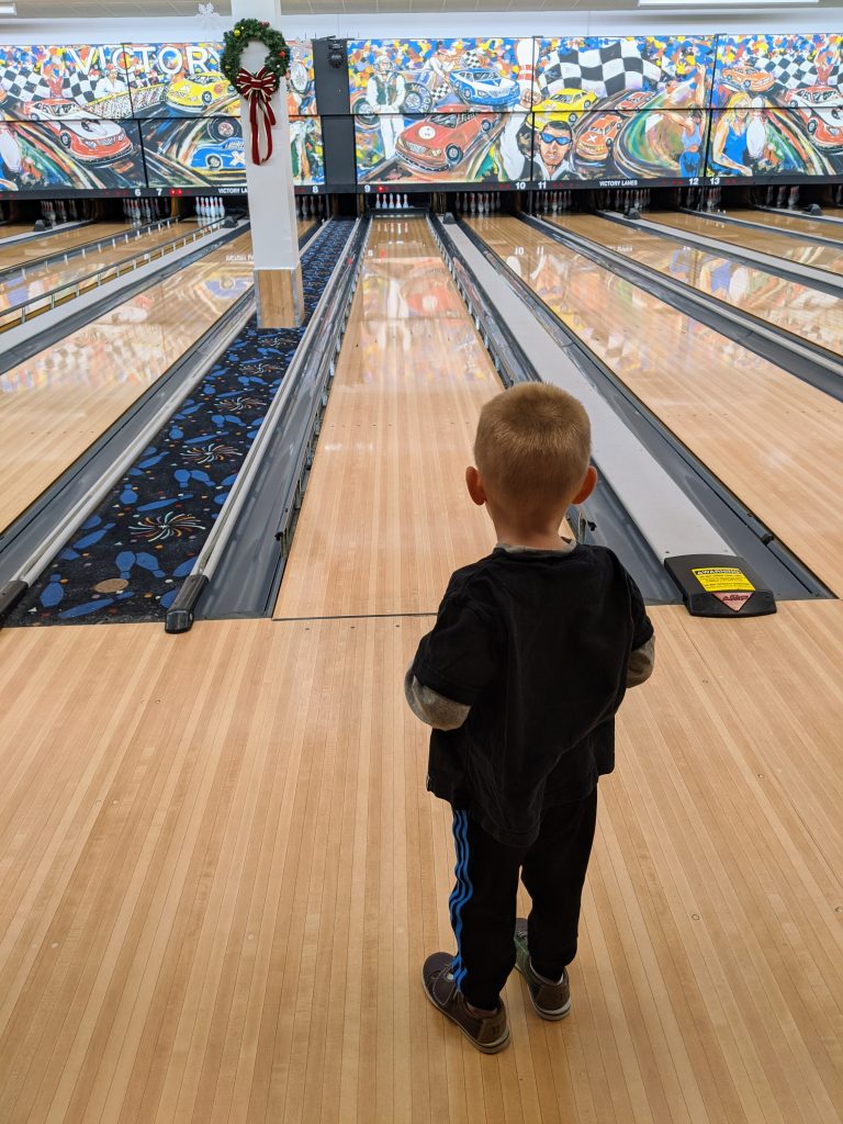 KIDS BOWL FREE!