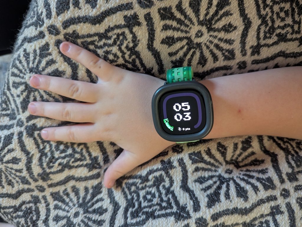 THE ULTIMATE SMARTWATCH FOR KIDS: FITBIT ACE LTE.