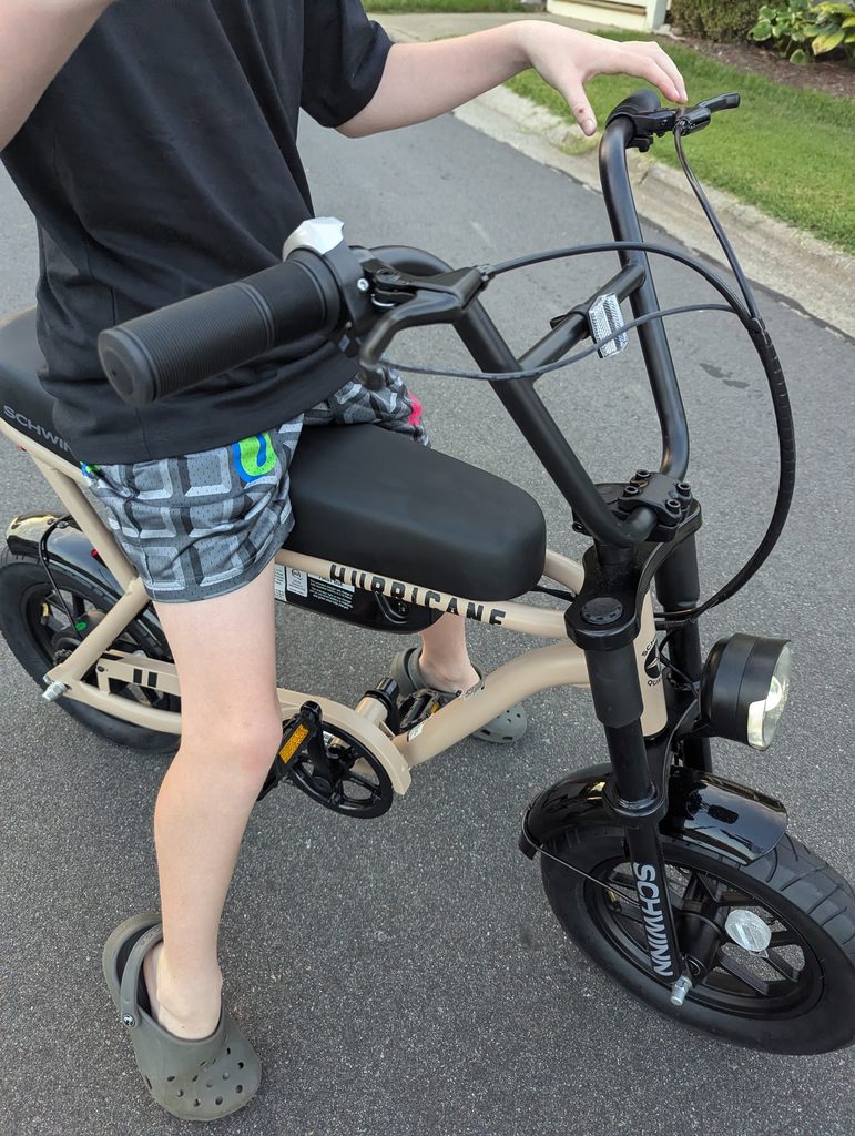 WHY THE SCHWINN HURRICANE IS THE ULTIMATE GIFT.